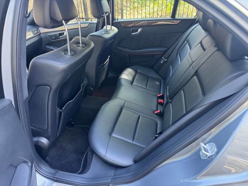 Used 2013 Mercedes-Benz E 350 Sedan image 14