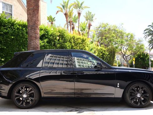 Used 2019 Rolls-Royce Cullinan AWD/4WD image 4