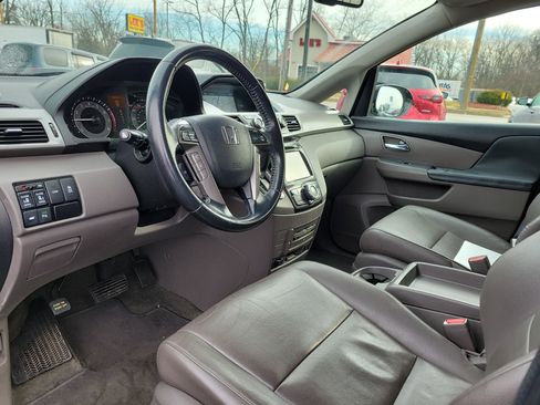Used 2016 Honda Odyssey Touring Elite image 19