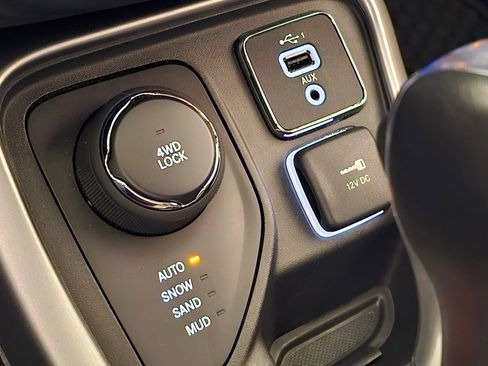 Used 2021 Jeep Compass Latitude w/ Convenience Group AWD/4WD image 15