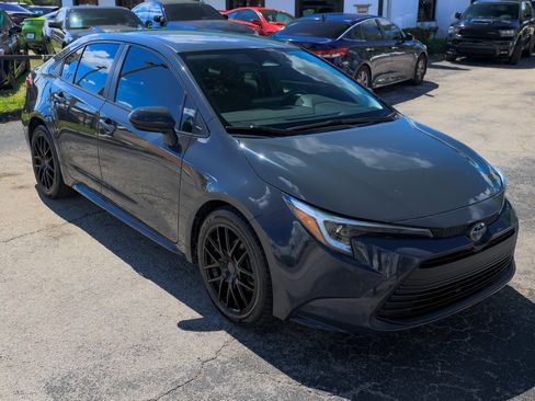 Used 2023 Toyota Corolla LE image 20