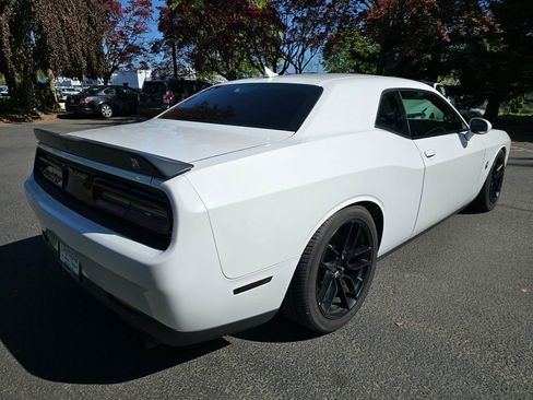 Used 2020 Dodge Challenger R/T Scat Pack RWD image 4