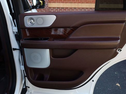 Used 2018 Lincoln Navigator Black Label w/ Cargo Package image 25