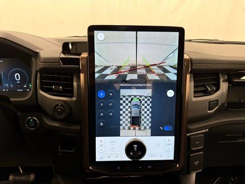 New 2025 Ford F150 Lightning Lariat image 26