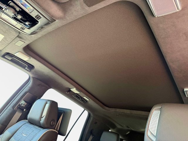 Used 2026 Cadillac Escalade V w/ LPO, ONYX Package AWD/4WD image 46
