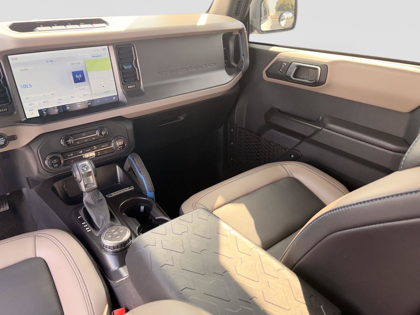 Used 2024 Ford Bronco Wildtrak AWD/4WD image 17
