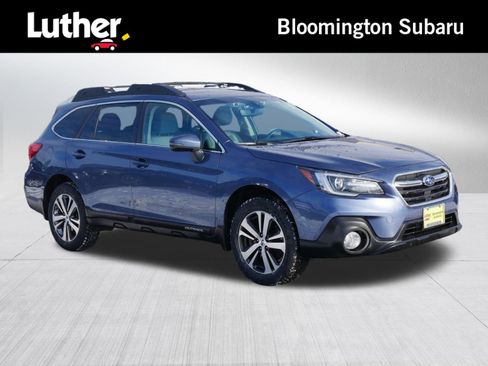 Used 2018 Subaru Outback 2.5i Limited image 1