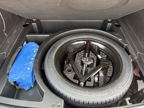 Used 2023 Chevrolet Blazer LT w/ Midnight/Sport Edition image 15