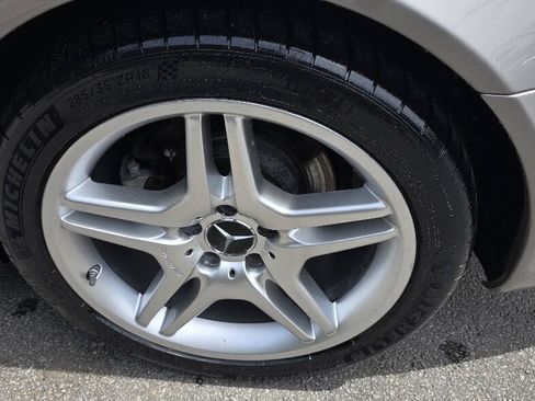 Used 2007 Mercedes-Benz SL 550 w/ AMG Sport Pkg image 11
