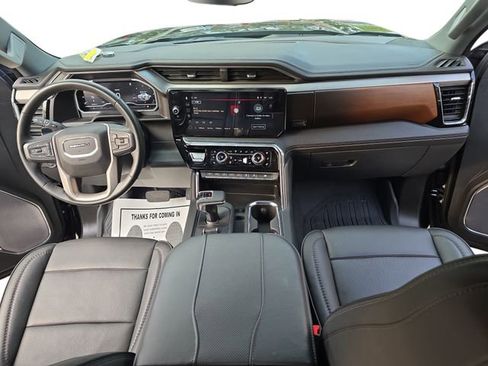 Used 2023 GMC Sierra 1500 Denali w/ Denali Reserve Package image 9