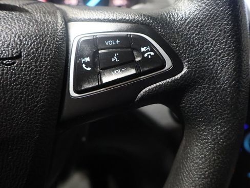 Used 2019 Ford Escape SE image 38