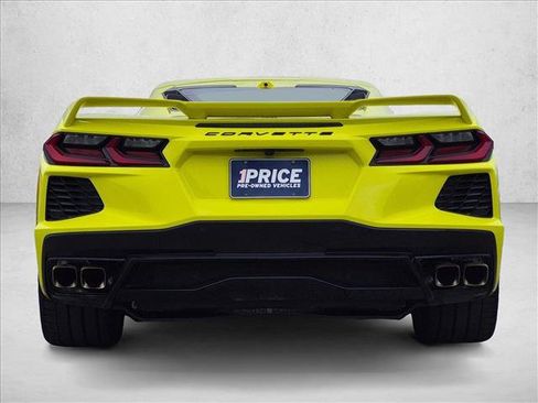 Used 2022 Chevrolet Corvette Stingray Preferred Cpe w/ Z51 Performance Package RWD image 6