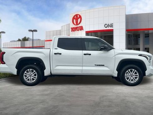 Used 2023 Toyota Tundra SR5 w/ SR5 Convenience Package image 3