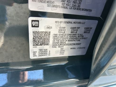 Used 2025 Chevrolet Silverado 1500 LTZ w/ LTZ Premium Package image 34