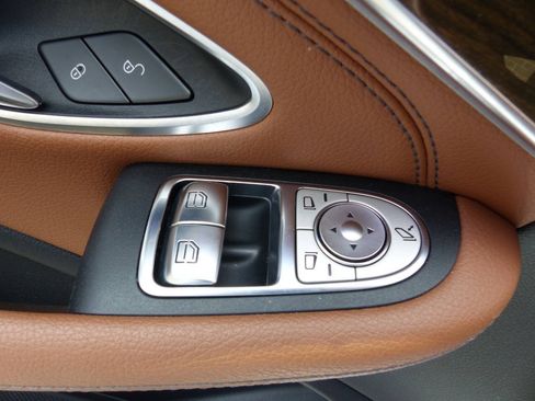 Used 2019 Mercedes-Benz C 300 Coupe image 19