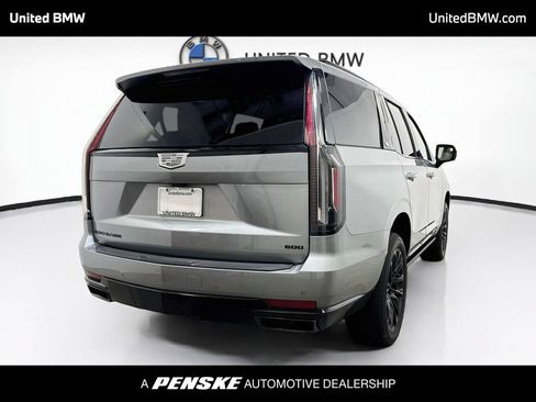 Used 2024 Cadillac Escalade Sport Platinum w/ LPO, ONYX Package AWD/4WD image 5