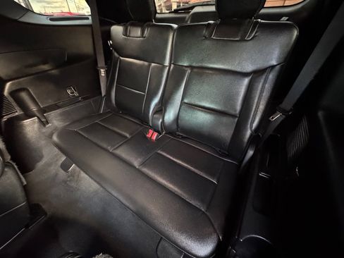 Used 2020 Ford Explorer XLT w/ Equipment Group 202A image 14