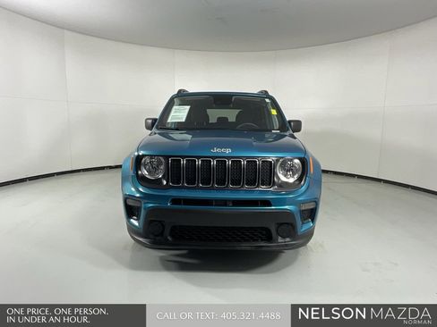 Used 2021 Jeep Renegade Sport w/ Sport Appearance Group image 2