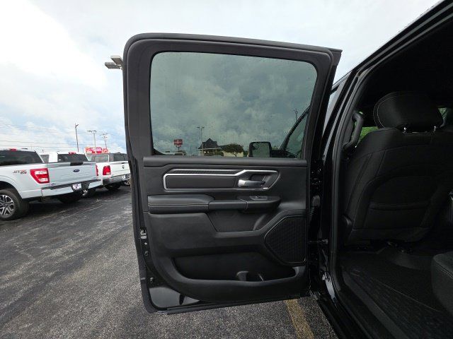 Used 2026 RAM 1500 Big Horn AWD/4WD image 18