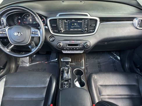 Used 2020 Kia Sorento EX image 13