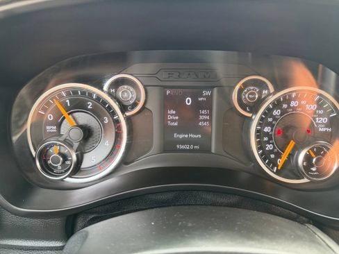 Used 2019 RAM 5500 Tradesman AWD/4WD image 31