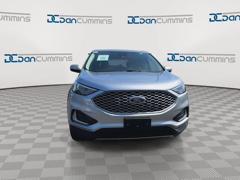 Used 2023 Ford Edge SEL AWD/4WD image 3