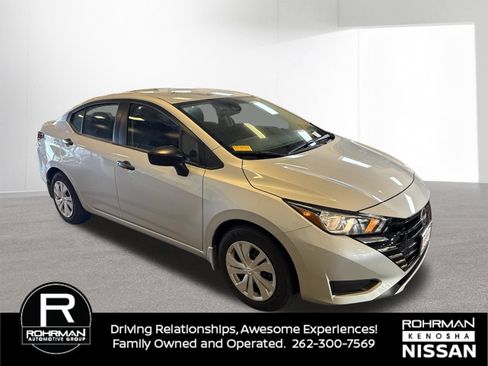 Used 2024 Nissan Versa S w/ Trunk Package FWD image 8