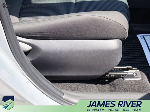 Used 2025 Toyota RAV4 LE FWD image 9