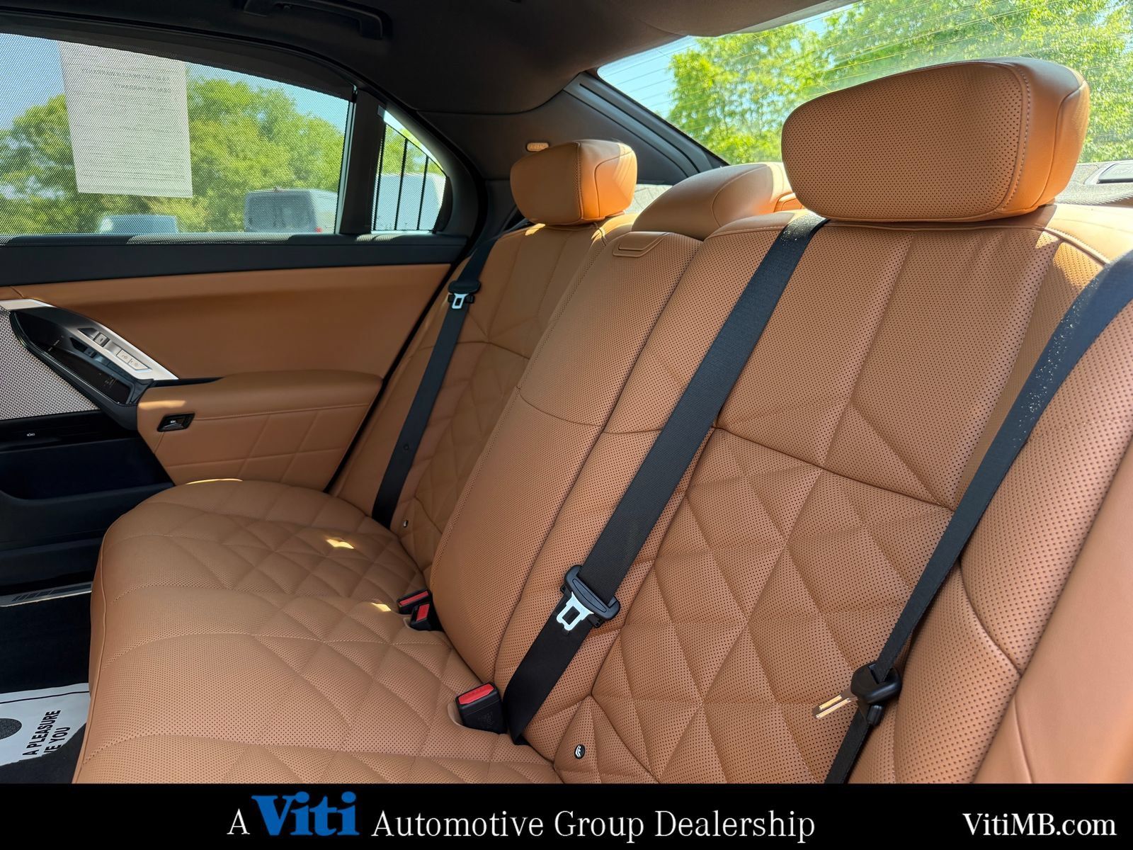 Used 2025 BMW 740i xDrive AWD/4WD image 22