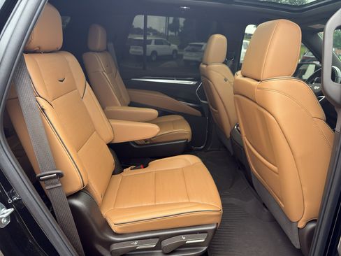 Used 2025 Cadillac Escalade Premium Luxury w/ Touring Package AWD/4WD image 16