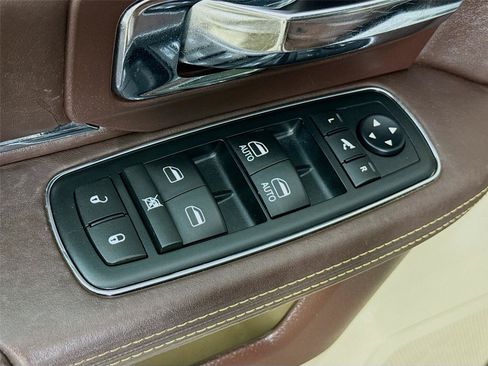Used 2015 RAM 1500 Laramie Longhorn w/ Convenience Group AWD/4WD image 21