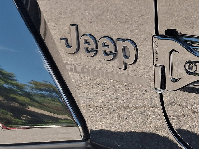 Used 2022 Jeep Gladiator Sport AWD/4WD image 31