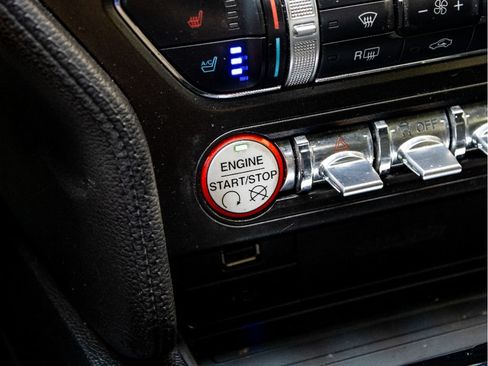 Used 2015 Ford Mustang GT Premium RWD image 28