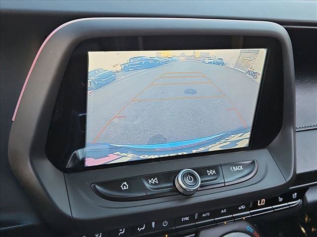 Used 2018 Chevrolet Camaro LT RWD image 13