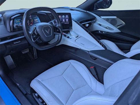 Used 2021 Chevrolet Corvette Stingray Preferred Conv w/ Z51 Performance Package image 13