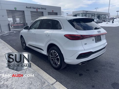 Used 2025 Audi Q5 2.0T Premium w/ Convenience Package image 21