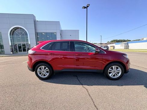 Used 2018 Ford Edge SEL w/ Equipment Group 201A FWD image 1