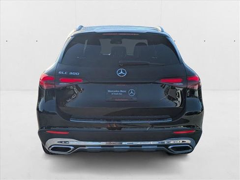 New 2026 Mercedes-Benz GLC 300 image 8