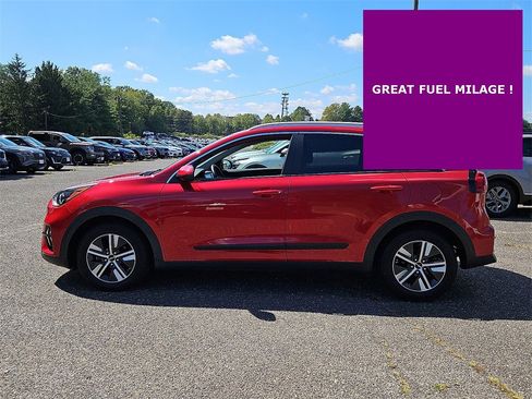 Certified 2022 Kia Niro LXS image 4
