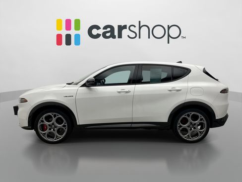 Used 2024 Alfa Romeo Tonale Veloce AWD/4WD image 2