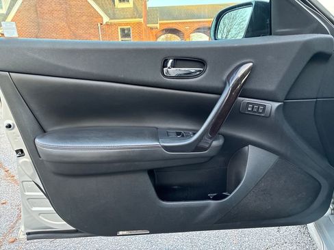 Used 2012 Nissan Maxima 3.5 SV w/ Premium Pkg image 11