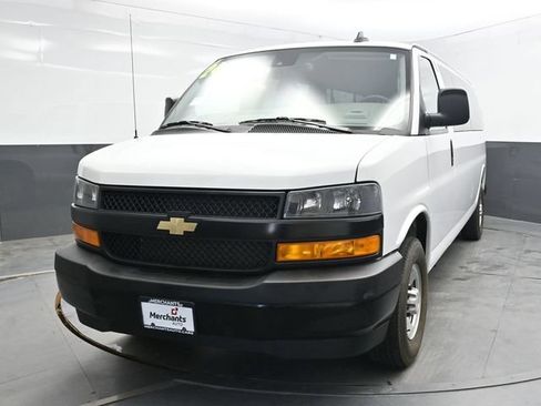 Used 2024 Chevrolet Express 3500 LS RWD image 2