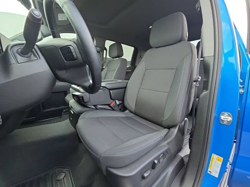 Used 2025 Chevrolet Silverado 1500 LT AWD/4WD image 24