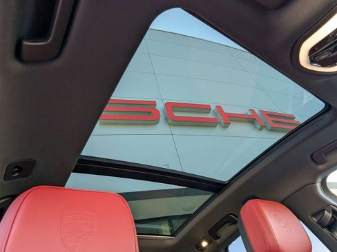 New 2026 Porsche Macan Turbo image 27