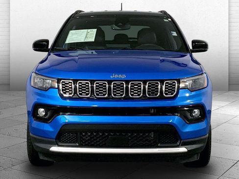Used 2025 Jeep Compass Limited AWD/4WD image 2