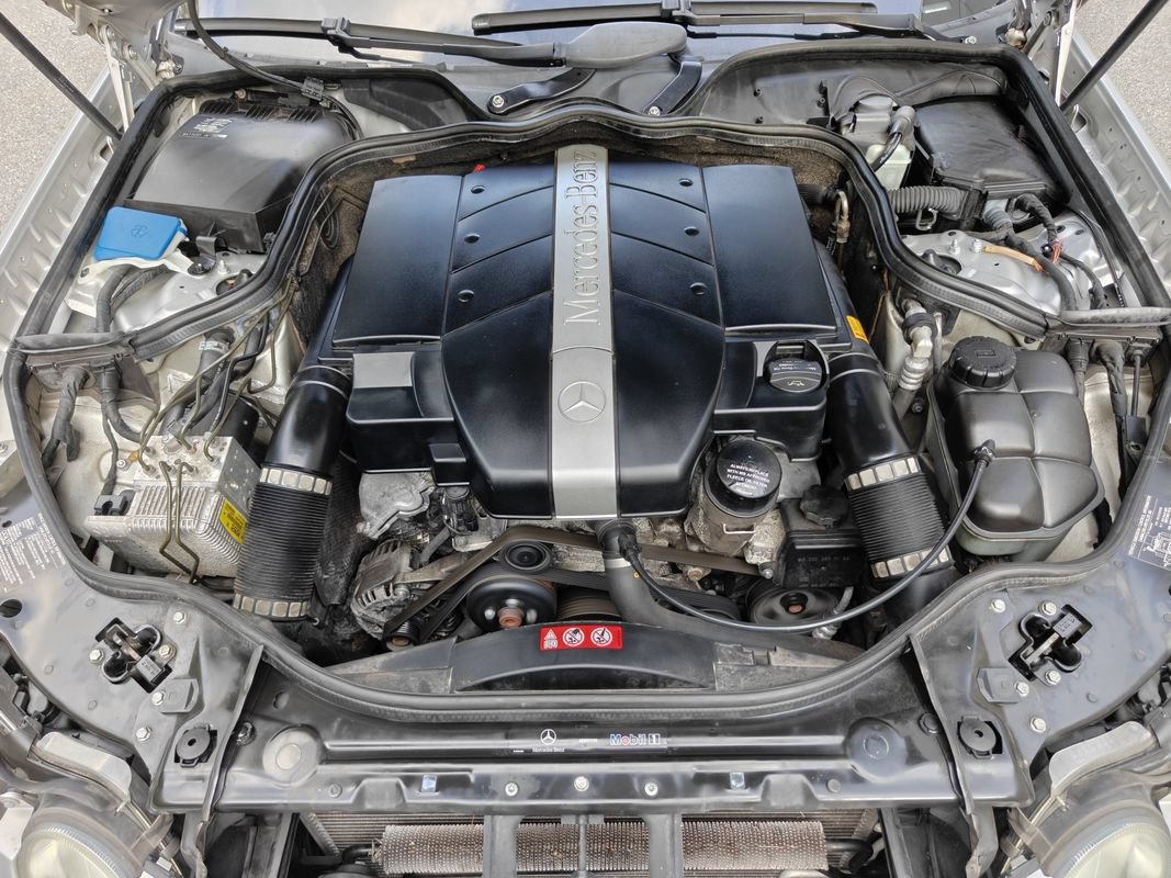 Used 2005 Mercedes-Benz E 320 Sedan image 31