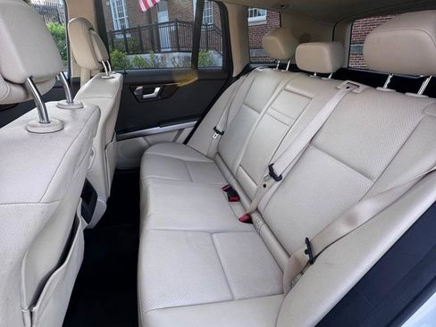 Used 2015 Mercedes-Benz GLK 350 4MATIC image 12