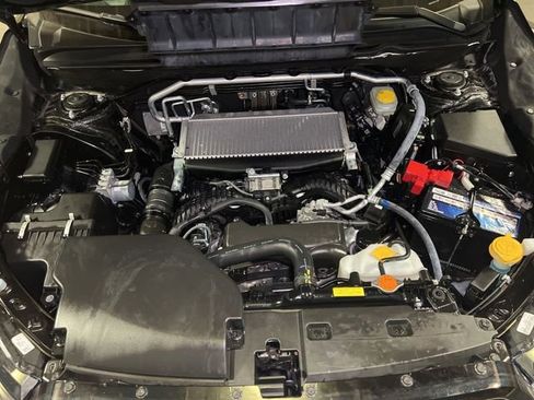 Used 2024 Subaru Ascent Premium w/ Convenience Package image 18