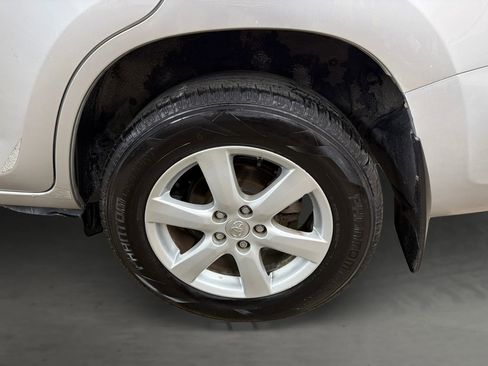 Used 2006 Toyota RAV4 Limited FWD image 33