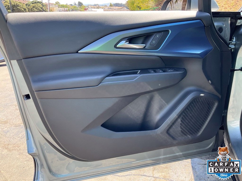 Used 2024 Chevrolet Equinox EV LT FWD image 22